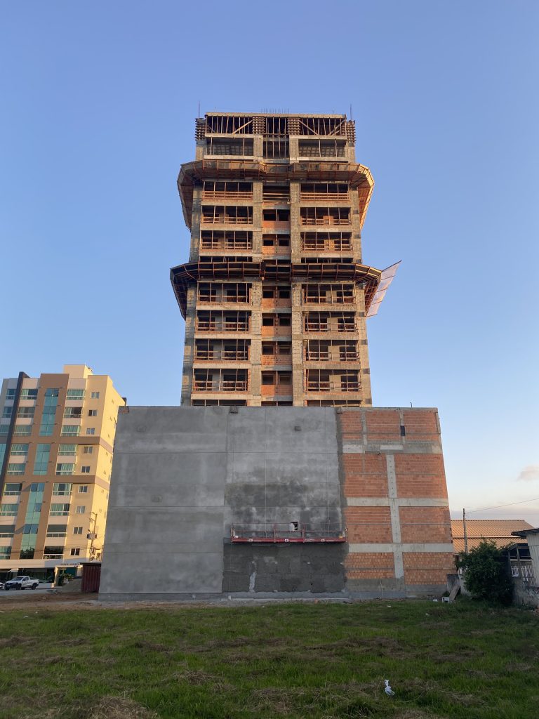 https://www.cupulaimobiliaria.com.br/beta/